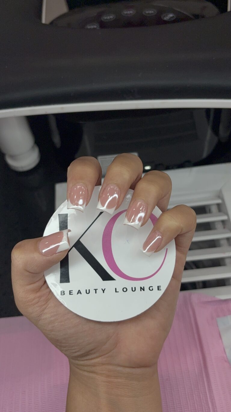 IMG 1919 KC Beauty Lounge 768x1365